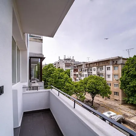 Sea Garden Heaven 2br With Free Parking 公寓 瓦爾納