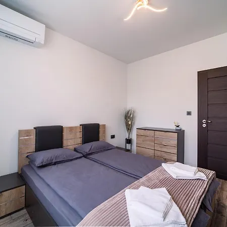 Sea Garden Heaven 2br With Free Parking Apartment Varna