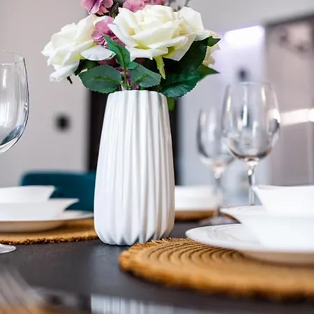 Apartment Sea Garden Heaven 2br With Free Parking *