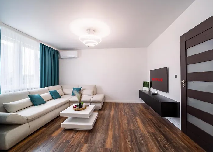 Апартаменты Sea Garden Heaven 2br With Free Parking *